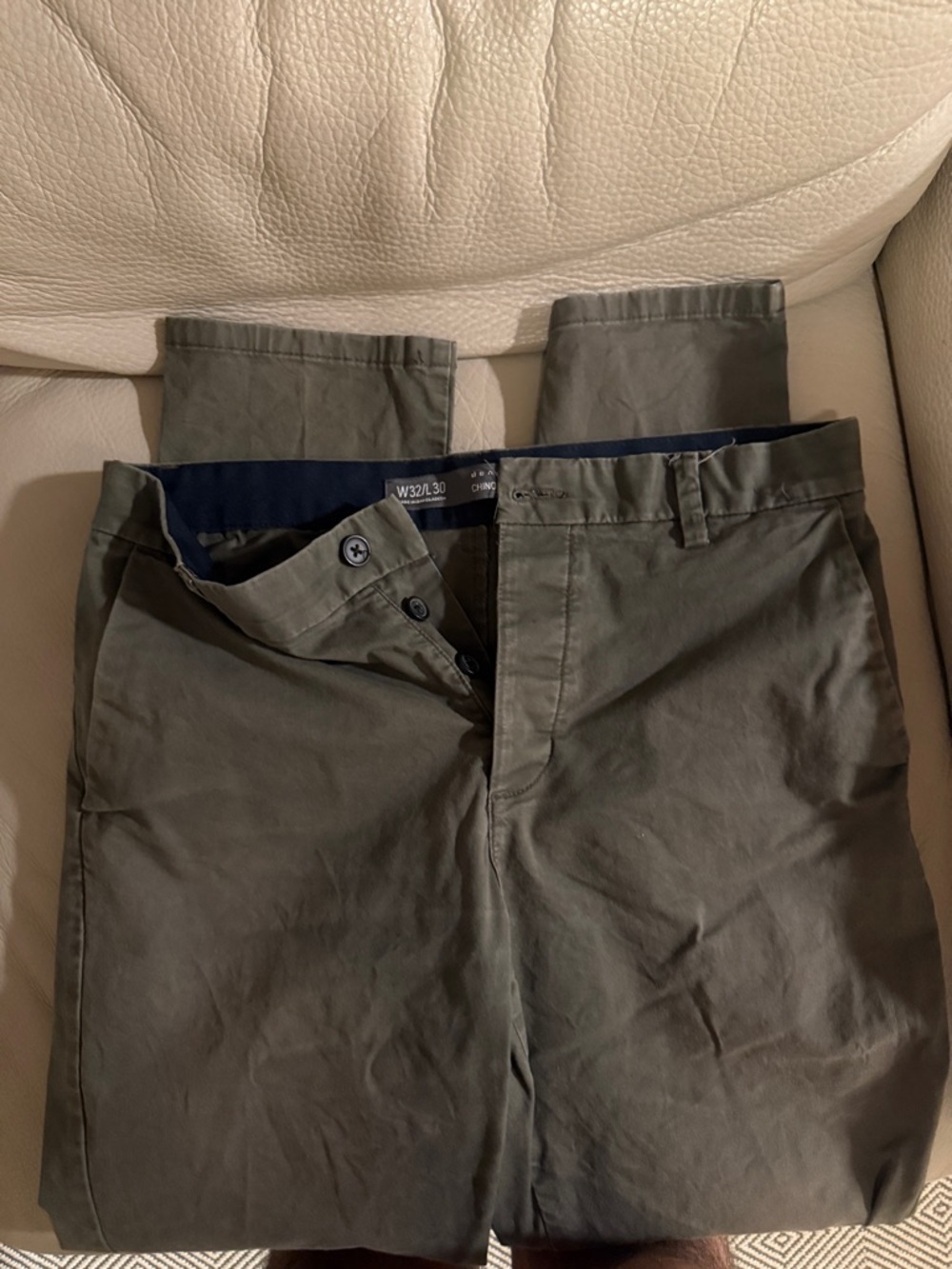 Men's Olive Green Casual Chino Pants